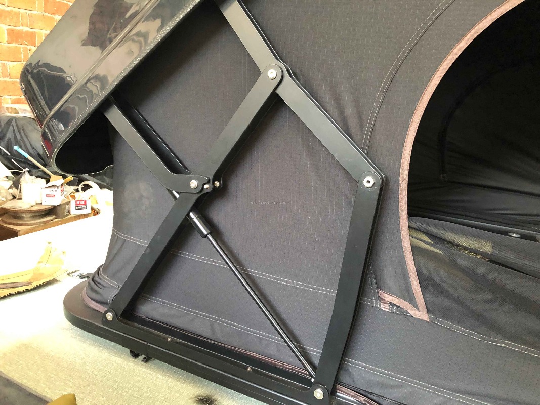 New Model 4-6 Person Hard Shel - Car Accessories For Camping ulasan dan harga